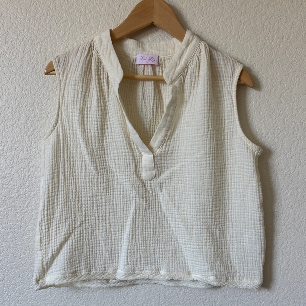 Pink Lily White Sleeveless Top Size Large